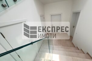 Обзаведена, нова, луксозна Къща, м-т Пчелина