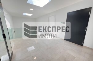 Обзаведена, нова, луксозна Къща, м-т Пчелина