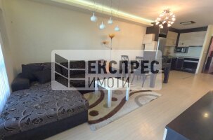 Обзаведен Тристаен апартамент, Левски