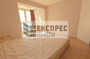 Обзаведен Тристаен апартамент, Левски