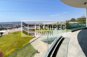 Обзаведен Къща, м-т Пчелина