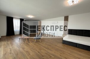 Обзаведен Къща, м-т Пчелина