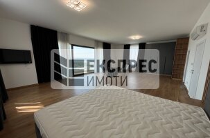 Обзаведен Къща, м-т Пчелина