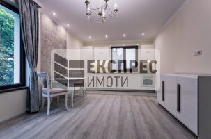  1 Schlafzimmer Wohnung, Red Square