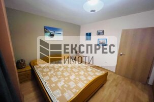  2 Schlafzimmer Wohnung, Mladost 2