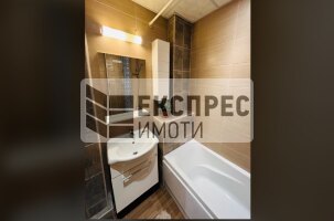  2 Schlafzimmer Wohnung, Mladost 2