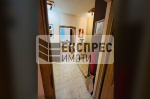  2 Schlafzimmer Wohnung, Mladost 2