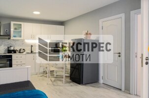 Обзаведен Двустаен апартамент, Център