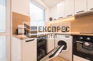 Oбзаведен, нов Двустаен апартамент, Център