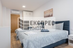 Oбзаведен, нов Двустаен апартамент, Център