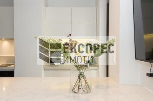 FURNISHED 2 bedroom apartment, Center
