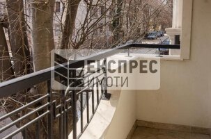 FURNISHED 2 bedroom apartment, Center