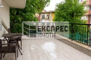 Обзаведен Двустаен апартамент, Център