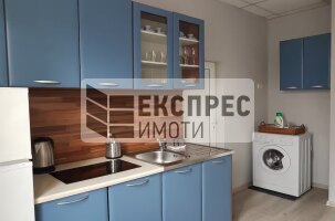 Обзаведен Тристаен апартамент, Център