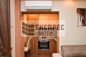 Нов, Обзаведен Двустаен апартамент, Окръжна болница