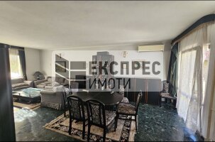 Furnished 2 bedroom apartment, Center
