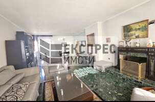 Furnished 2 bedroom apartment, Center