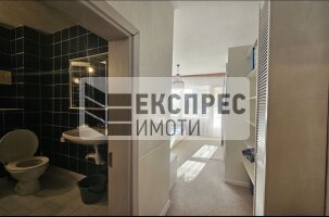Furnished 2 bedroom apartment, Center