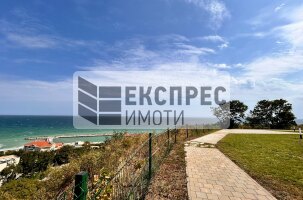 Нов, Луксозен, Обзаведен Едностаен апартамент, м-т Кабакум