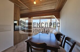 Обзаведен Четиристаен апартамент, Червен площад