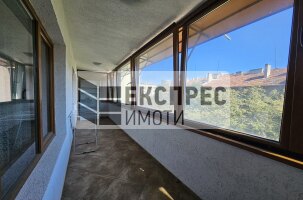 Обзаведен Четиристаен апартамент, Червен площад