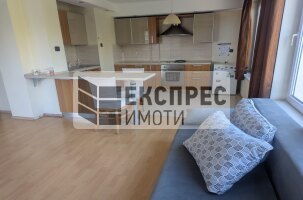 Обзаведен Двустаен апартамент, Център