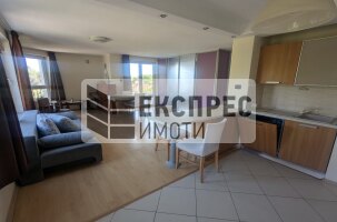 Обзаведен Двустаен апартамент, Център
