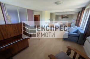 Обзаведен Двустаен апартамент, Център