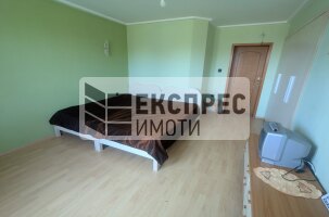 Обзаведен Двустаен апартамент, Център