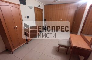 Обзаведен Двустаен апартамент, Център