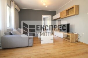 Нов, Луксозен, Обзаведен, Тристаен апартамент, Окръжна болница
