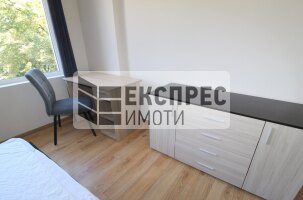Нов, Луксозен, Обзаведен, Тристаен апартамент, Окръжна болница