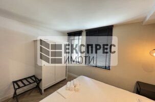  Тристаен апартамент, Център
