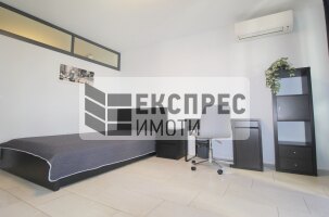 Обзаведен Тристаен апартамент, Окръжна болница