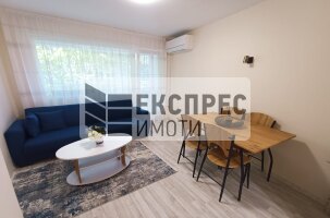 Обзаведен Двустаен апартамент, Център