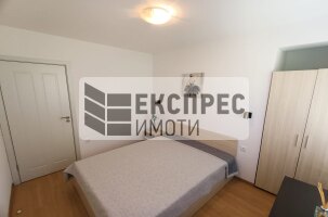 Обзаведен Двустаен апартамент, Център
