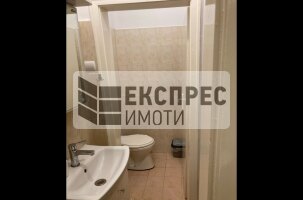 Обзаведен Двустаен апартамент, Окръжна болница
