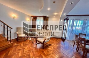 Обзаведен, Тристаен апартамент, Колхозен пазар
