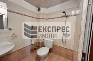 Обзаведен, Тристаен апартамент, Колхозен пазар