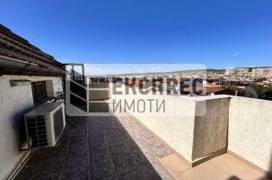 Обзаведен, Тристаен апартамент, Колхозен пазар