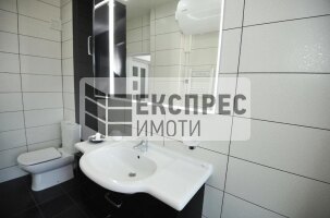 ОБЗАВЕДЕН Двустаен апартамент, Център