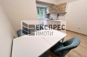 Нов, Обзаведен, Двустаен апартамент, Център