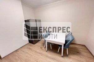 Нов, Обзаведен, Двустаен апартамент, Център