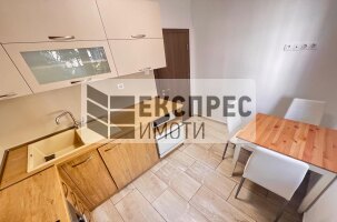 New, Furnished 2 Schlafzimmer Wohnung, Center