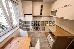 New, Furnished 2 Schlafzimmer Wohnung, Center