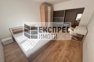 New, Furnished 2 Schlafzimmer Wohnung, Center