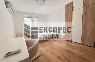 New, Furnished 2 Schlafzimmer Wohnung, Center