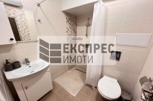 New, Furnished 2 Schlafzimmer Wohnung, Center