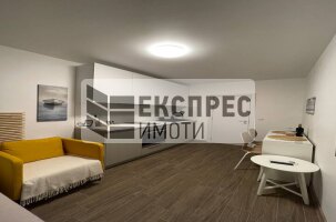 Neu, Möbliert Studio, Regional hospital
