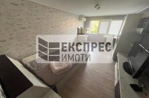 Neu, Möbliert 2 Schlafzimmer Wohnung, Regional hospital
